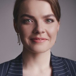 Алёна Лебедева 