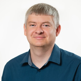 Илья Прахт 