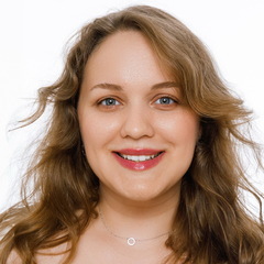 Юлия Полякова
